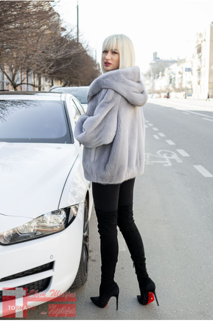 Норкова шуба Sapphire кольору сапфір FD19K